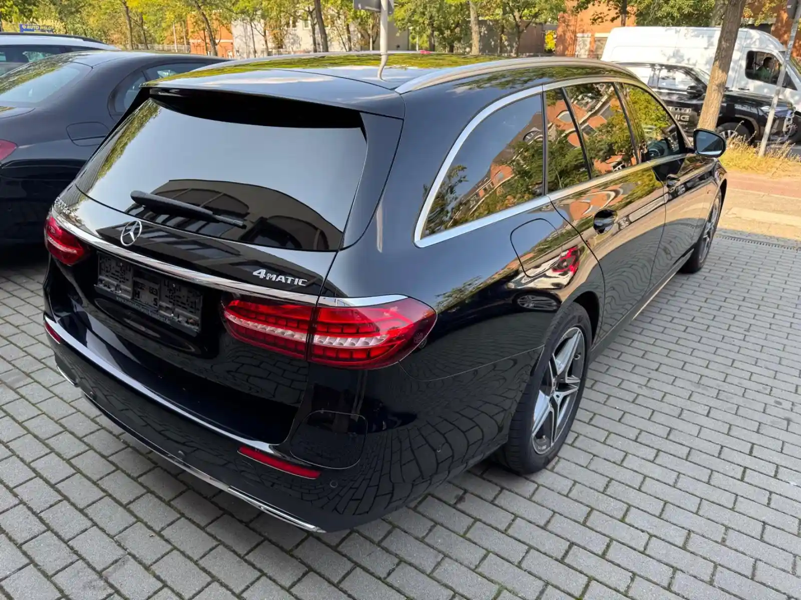 Mercedes-Benz E 300
