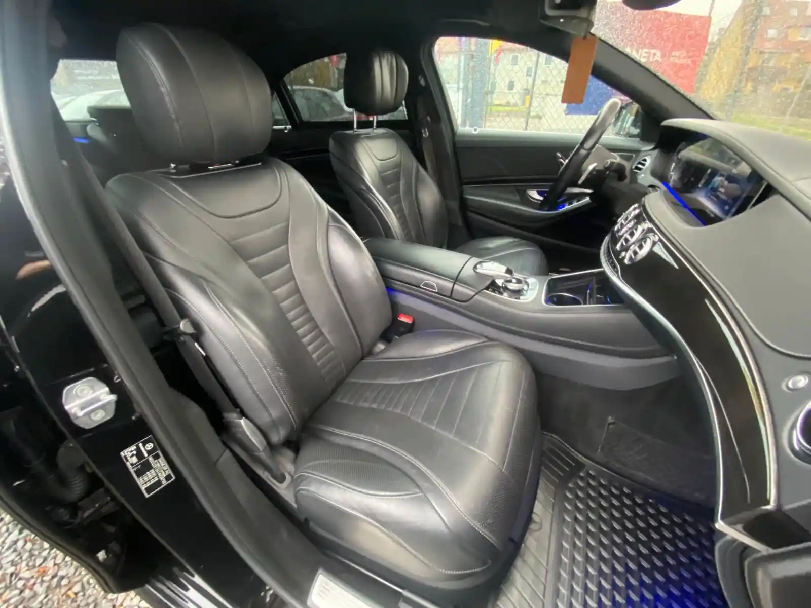 Mercedes-Benz S 400