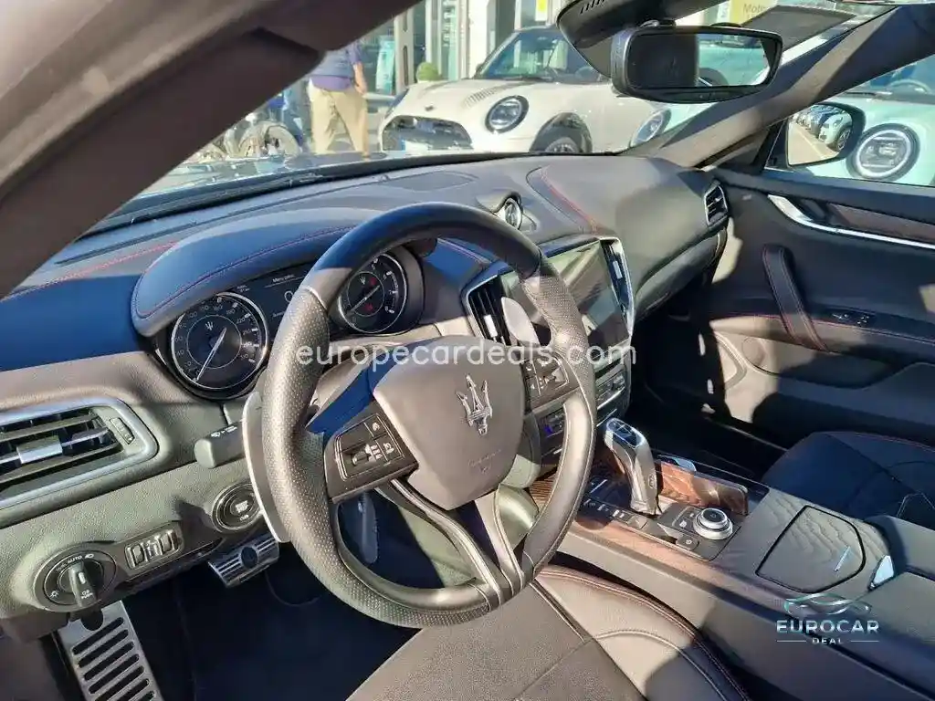 Maserati Ghibli