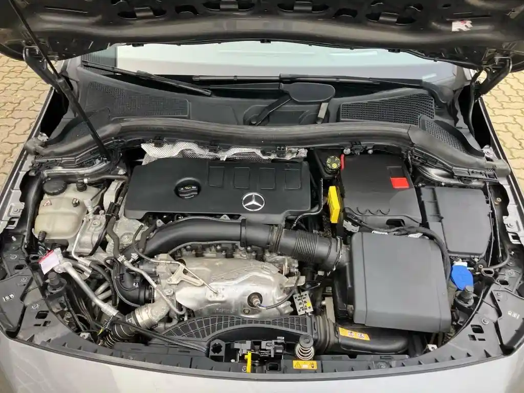 Mercedes-Benz B 250