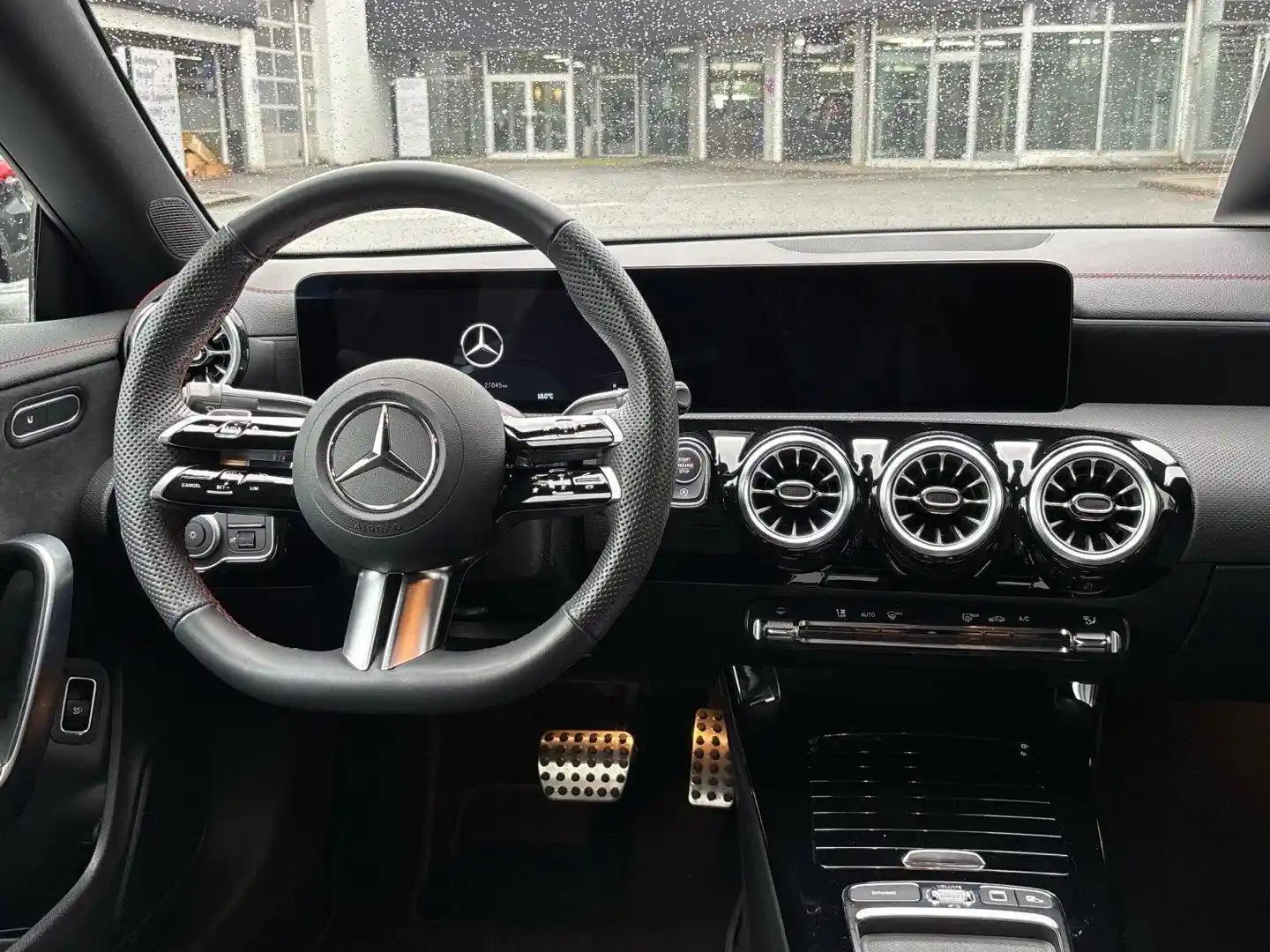 Mercedes-Benz CLA 220