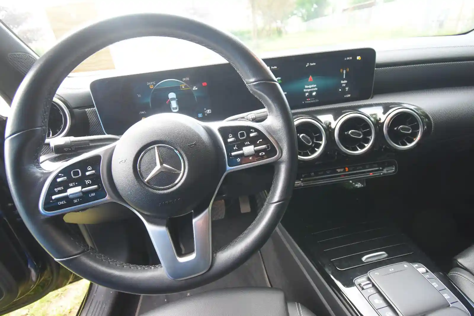 Mercedes-Benz CLA 220