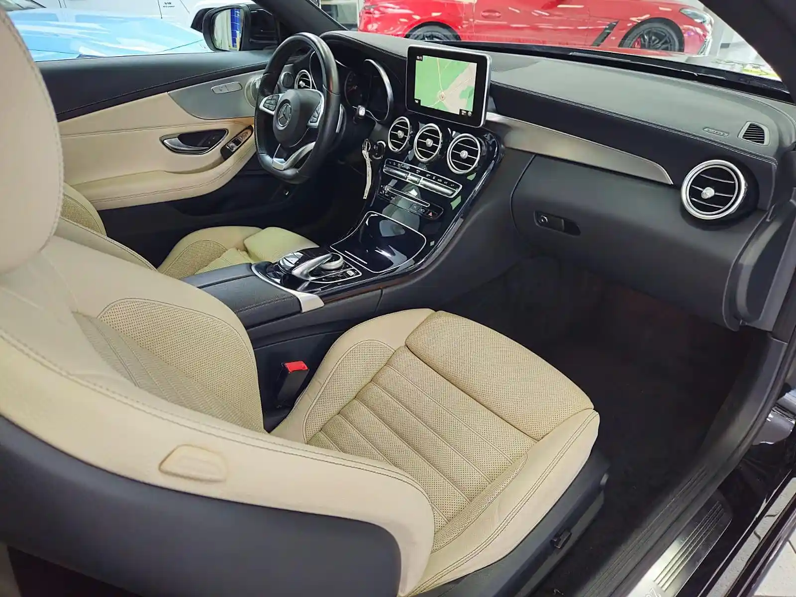 Mercedes-Benz C 300