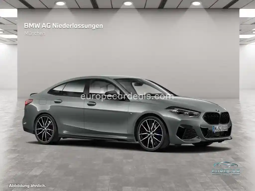 BMW M235