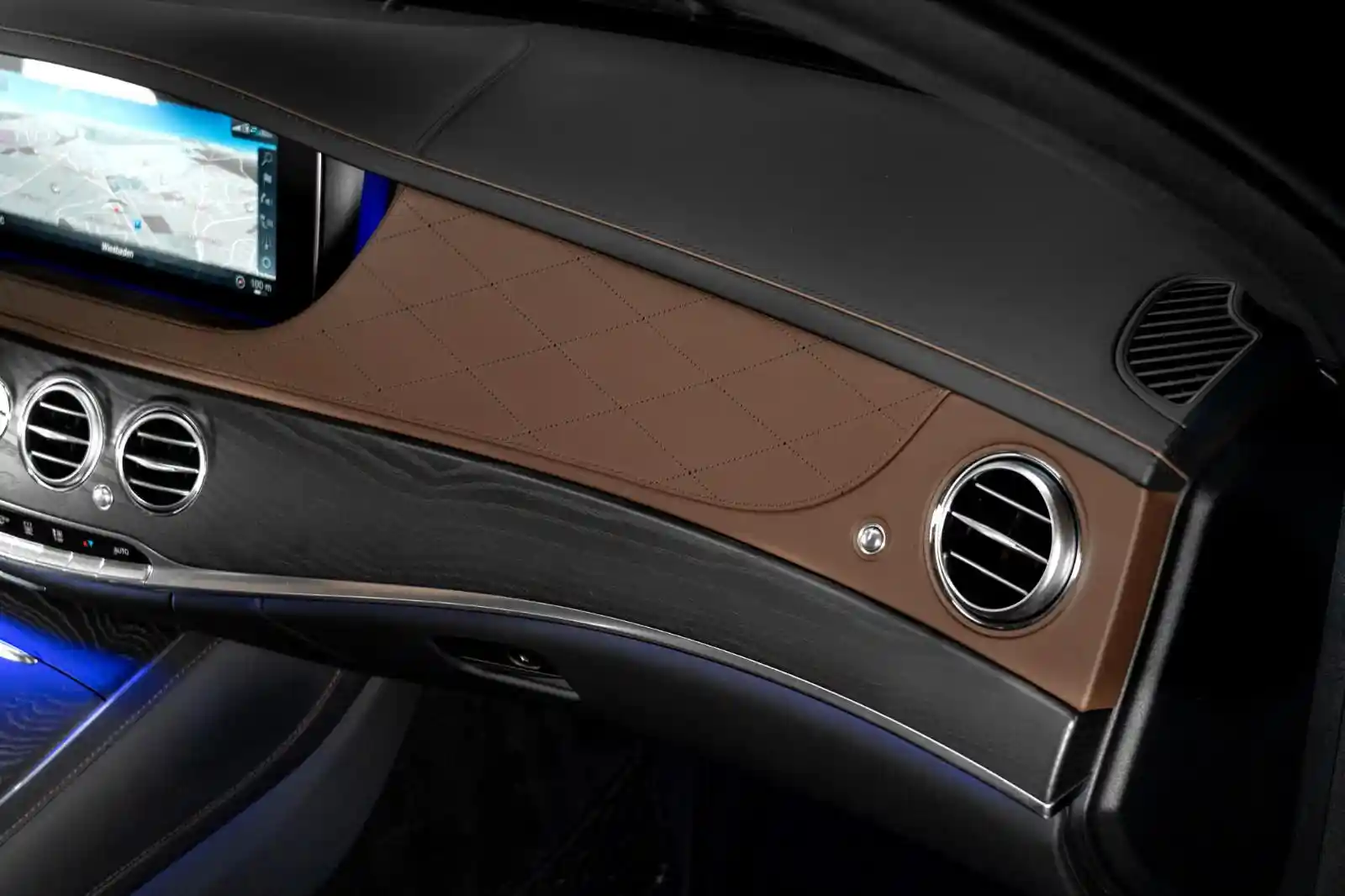 Mercedes-Benz S 560