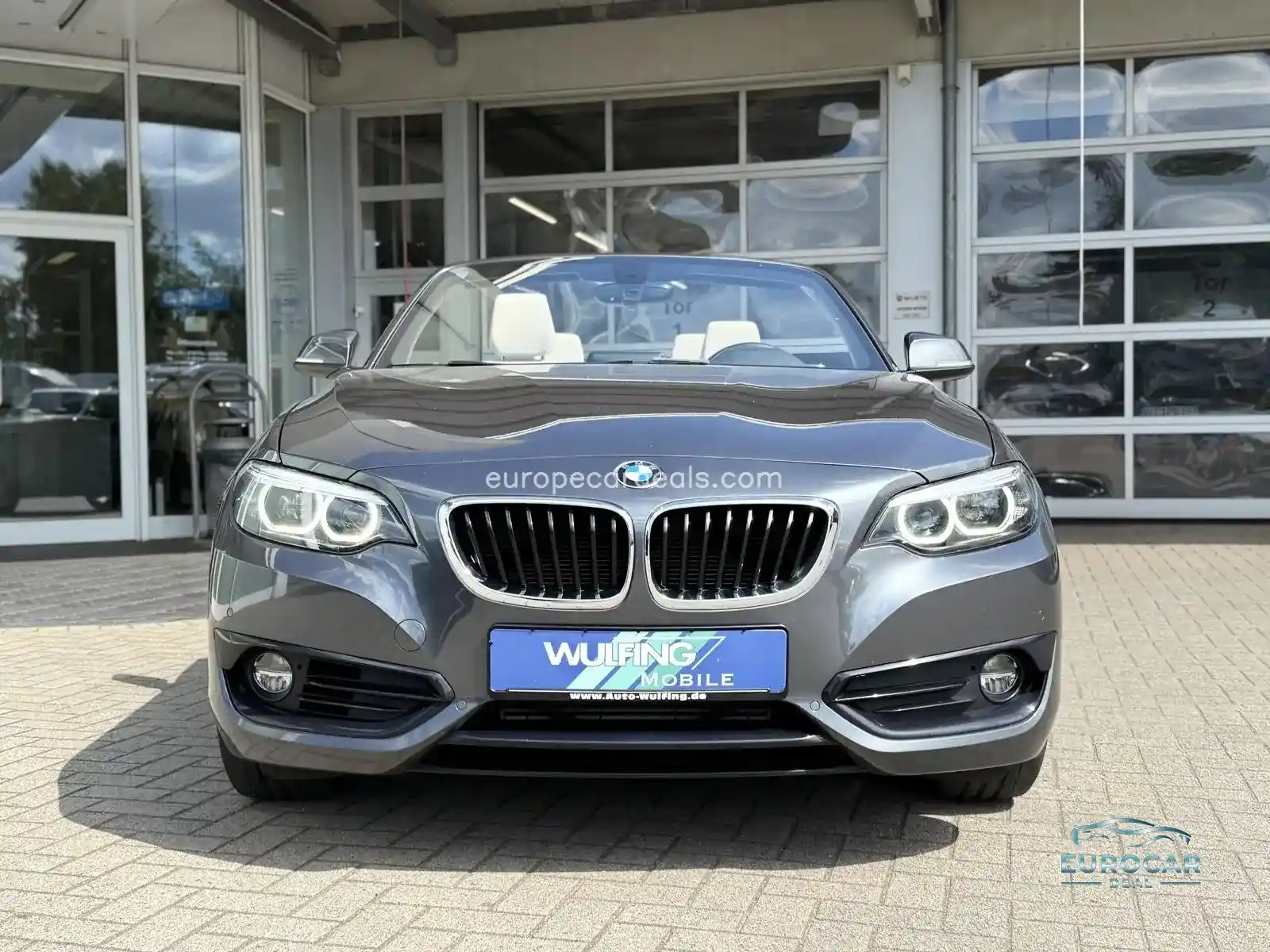 BMW 218