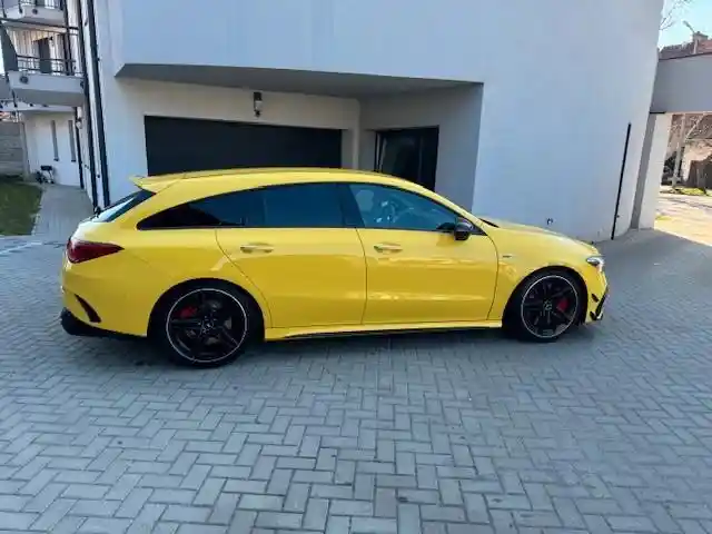 Mercedes-Benz CLA 45 AMG Shooting Brake
