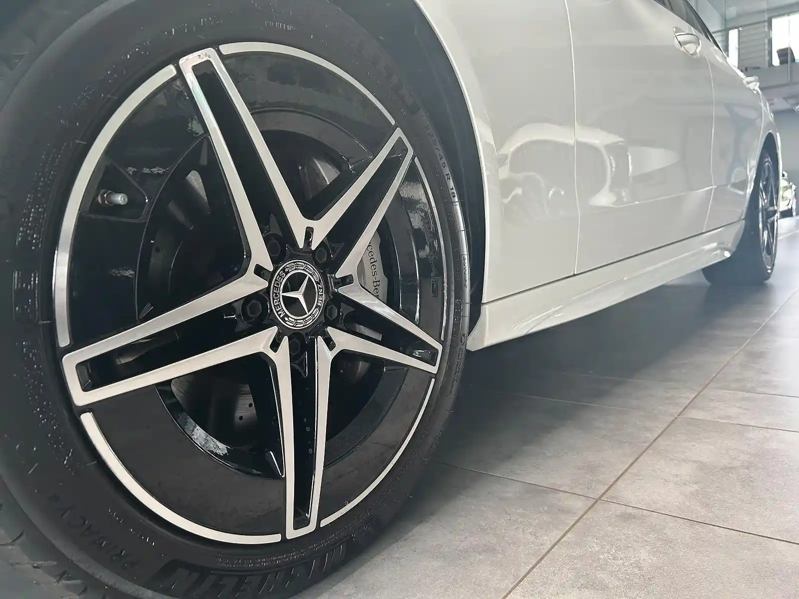 Mercedes-Benz C 300