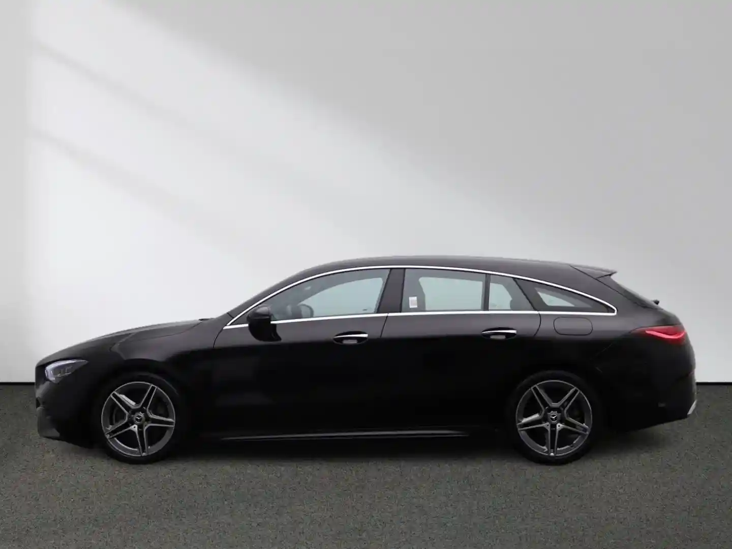 Mercedes-Benz CLA 200 Shooting Brake