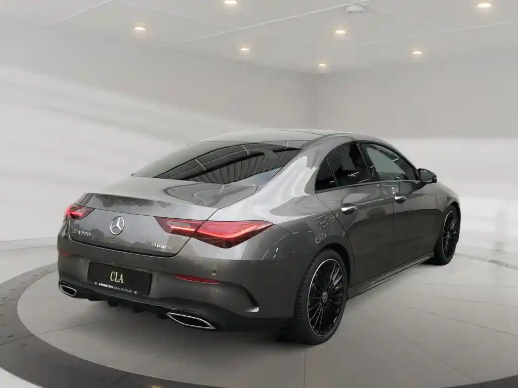 Mercedes-Benz CLA 220