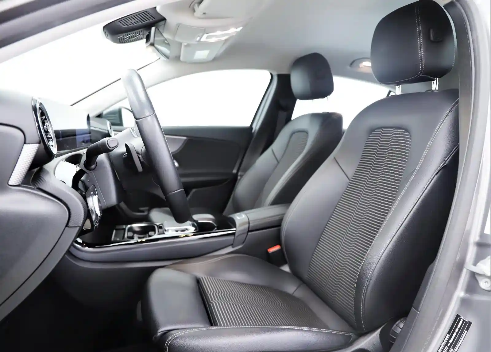 Mercedes-Benz A 220