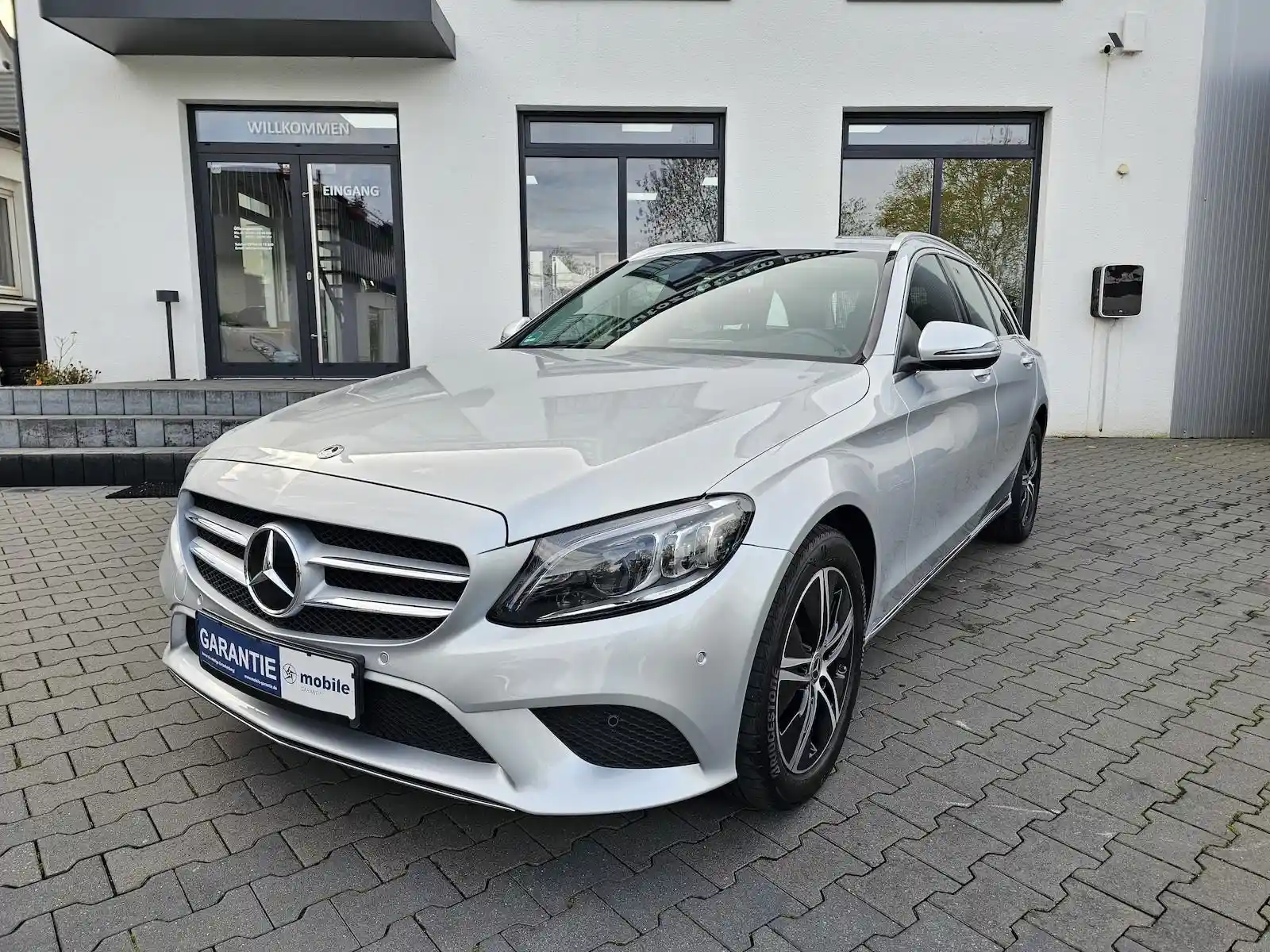 Mercedes-Benz C 220
