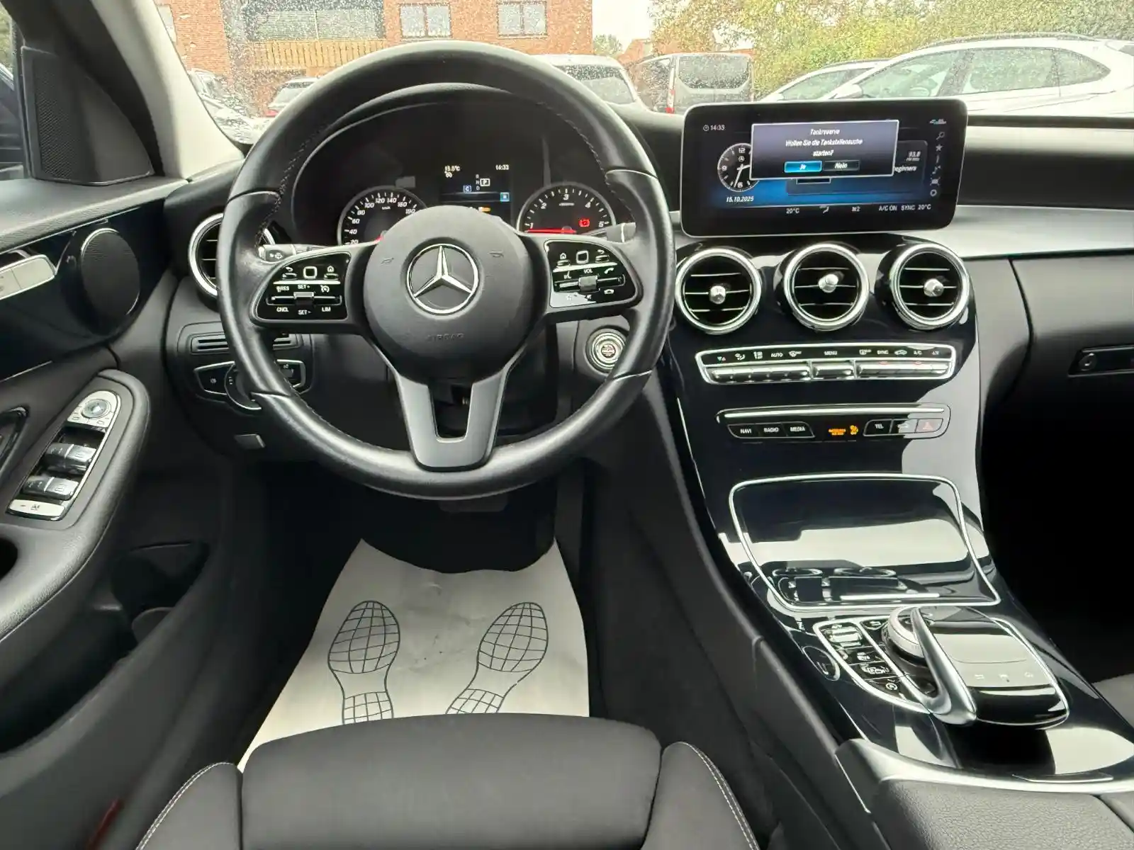 Mercedes-Benz C 200