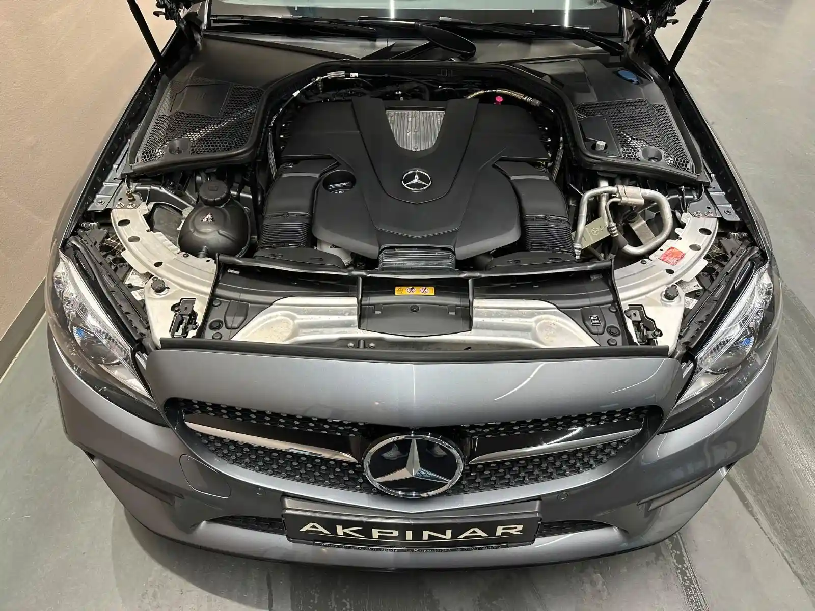 Mercedes-Benz C 400