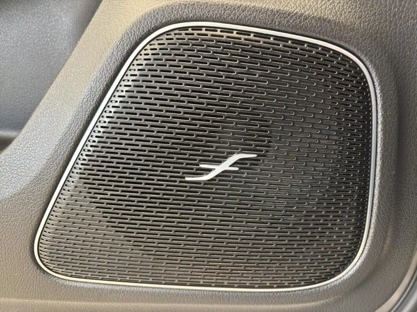 Mercedes-Benz A 35 AMG