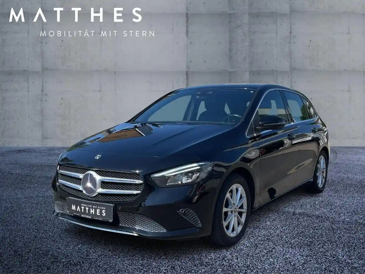 Mercedes-Benz B 200