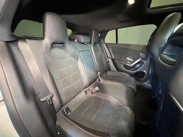Mercedes-Benz CLA 180 Shooting Brake