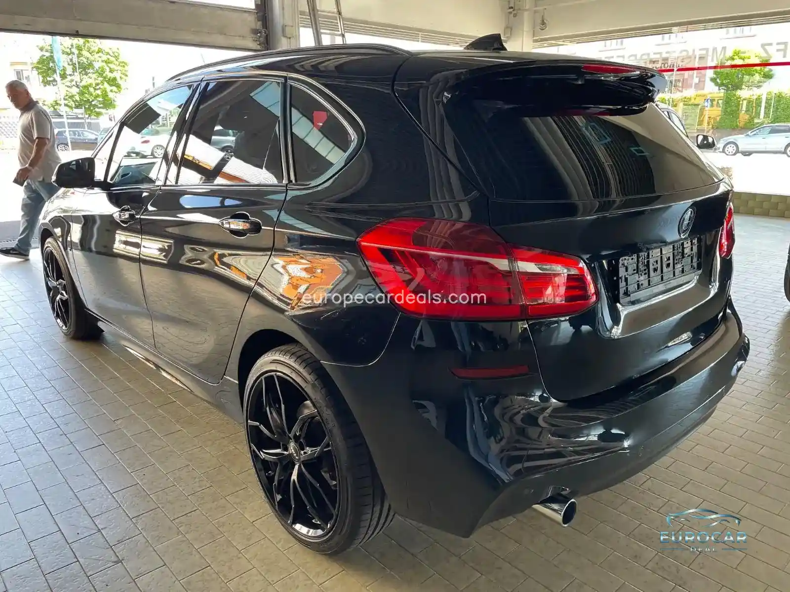 BMW 218