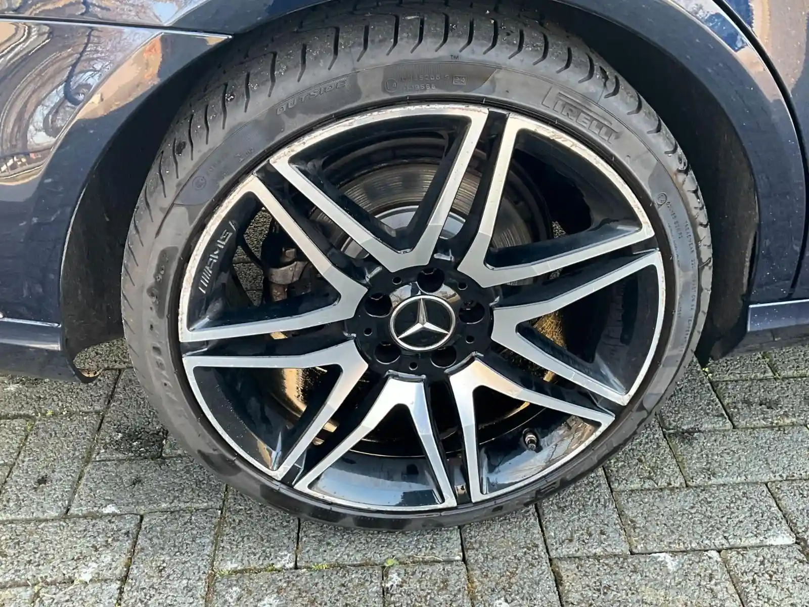 Mercedes-Benz E 400
