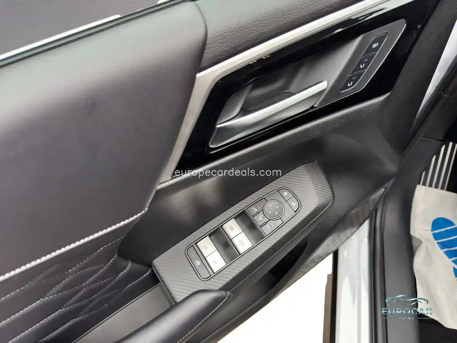 Mitsubishi Plug-in Hybrid Outlander