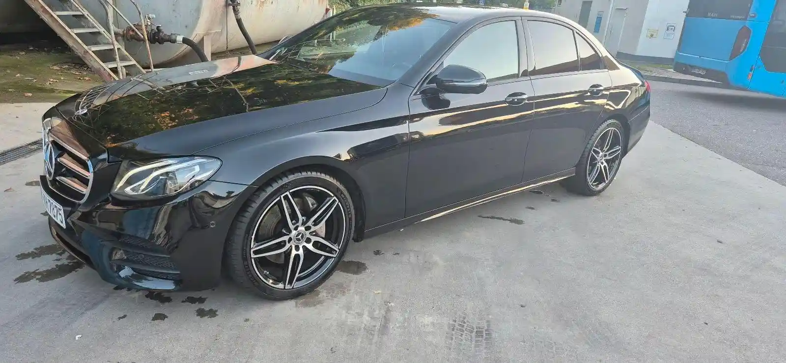 Mercedes-Benz E 200