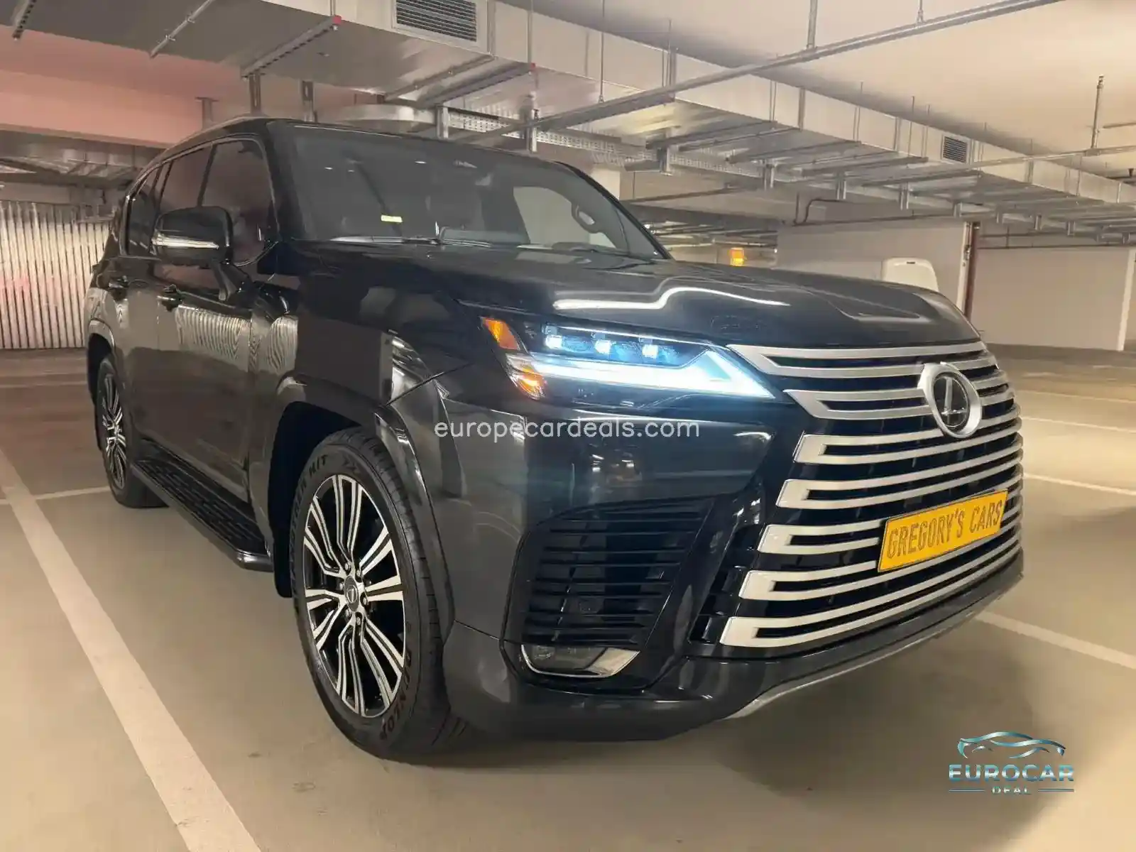 Lexus LX 600