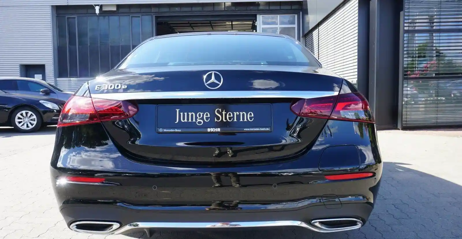 Mercedes-Benz E 300