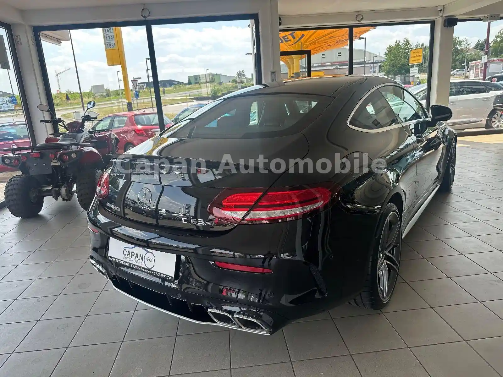 Mercedes-Benz C 63 AMG