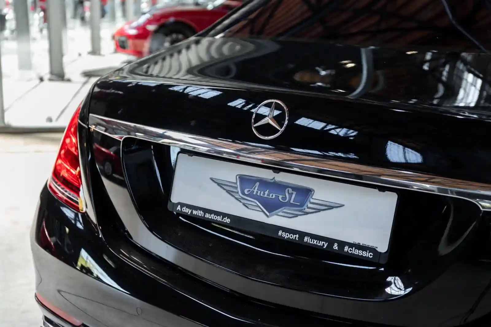 Mercedes-Benz S 560