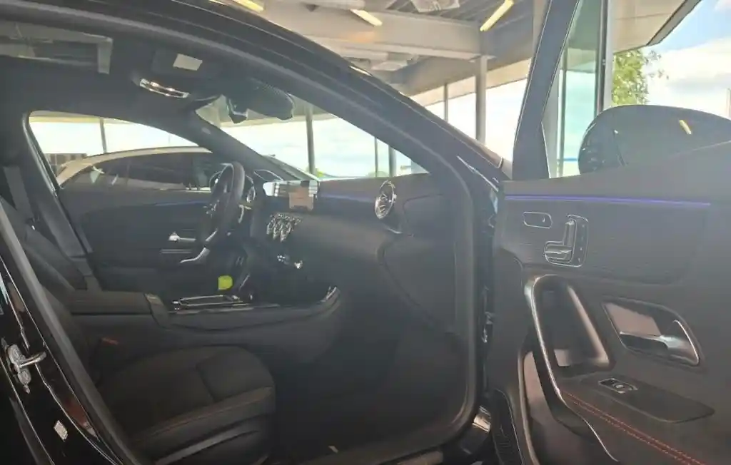 Mercedes-Benz A 250