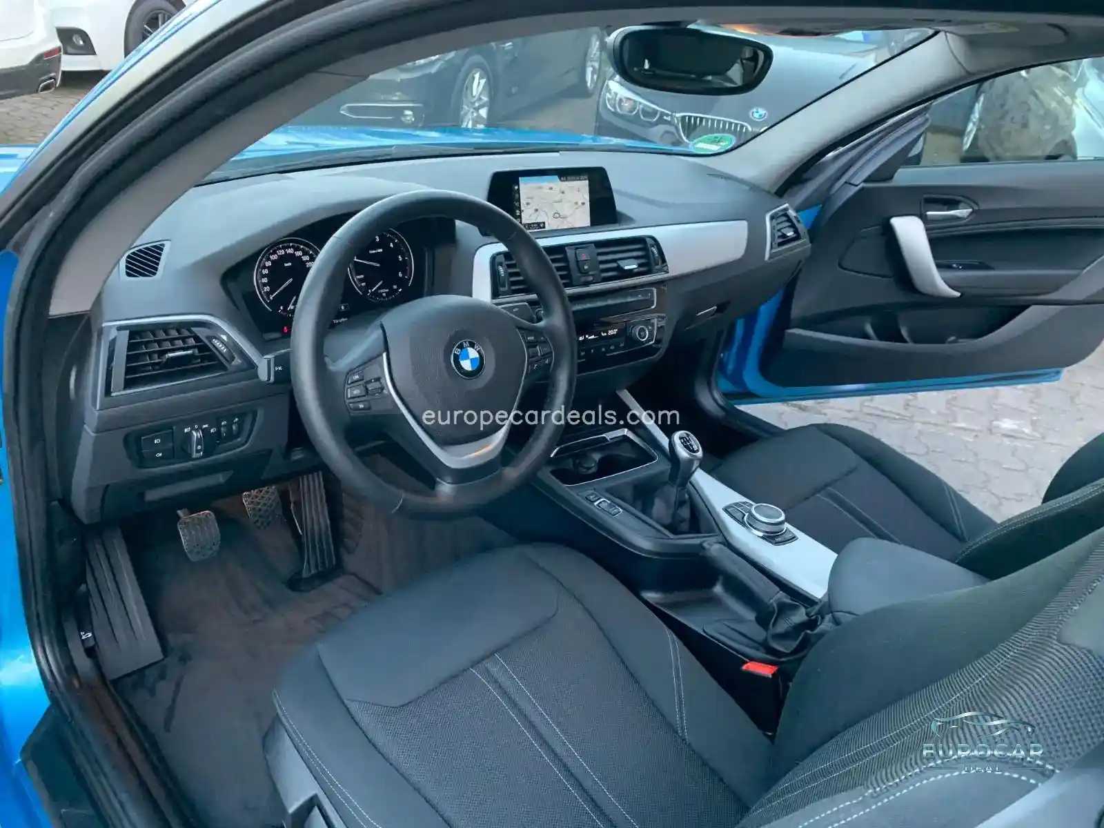 BMW 218