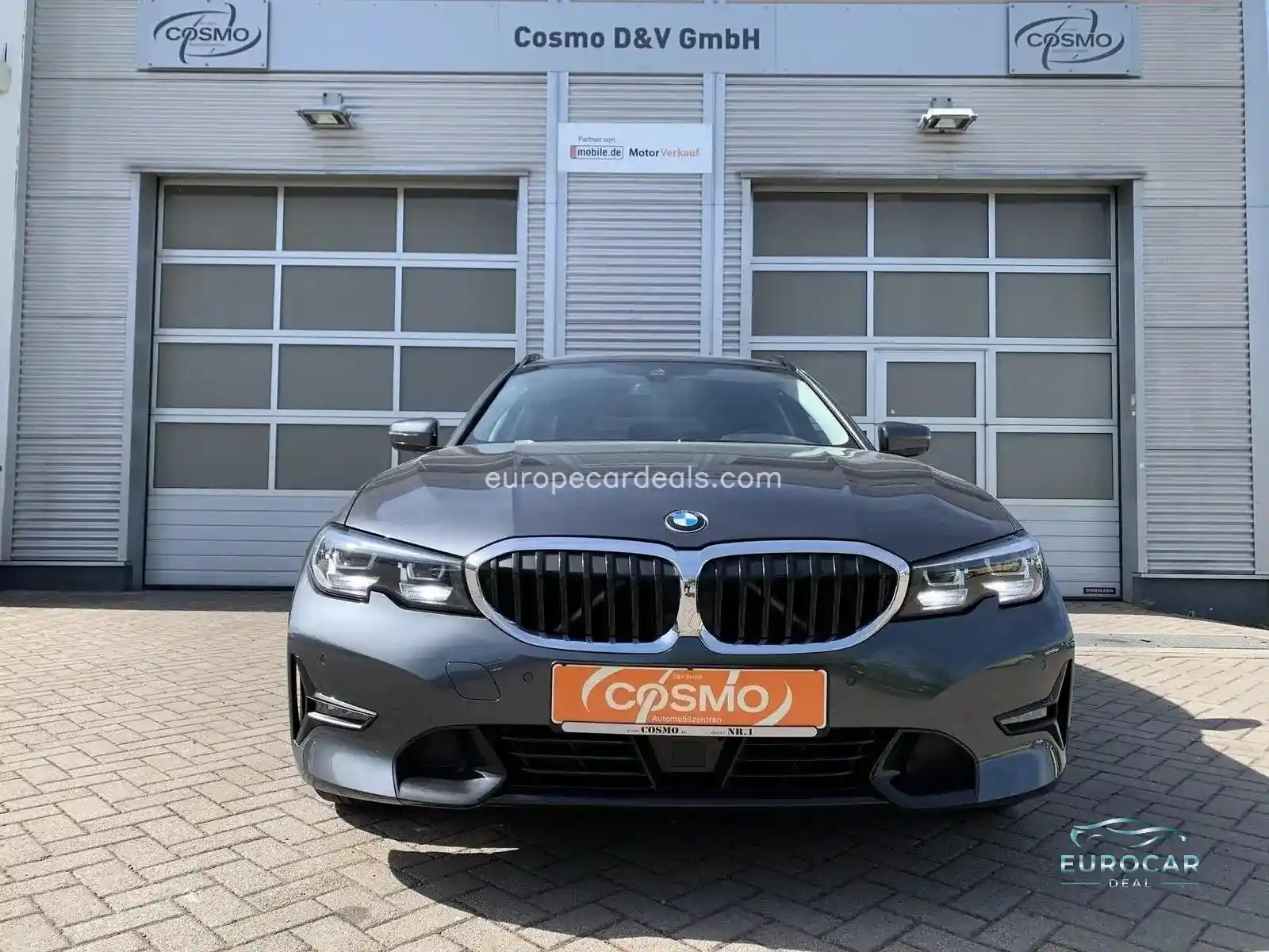BMW 330