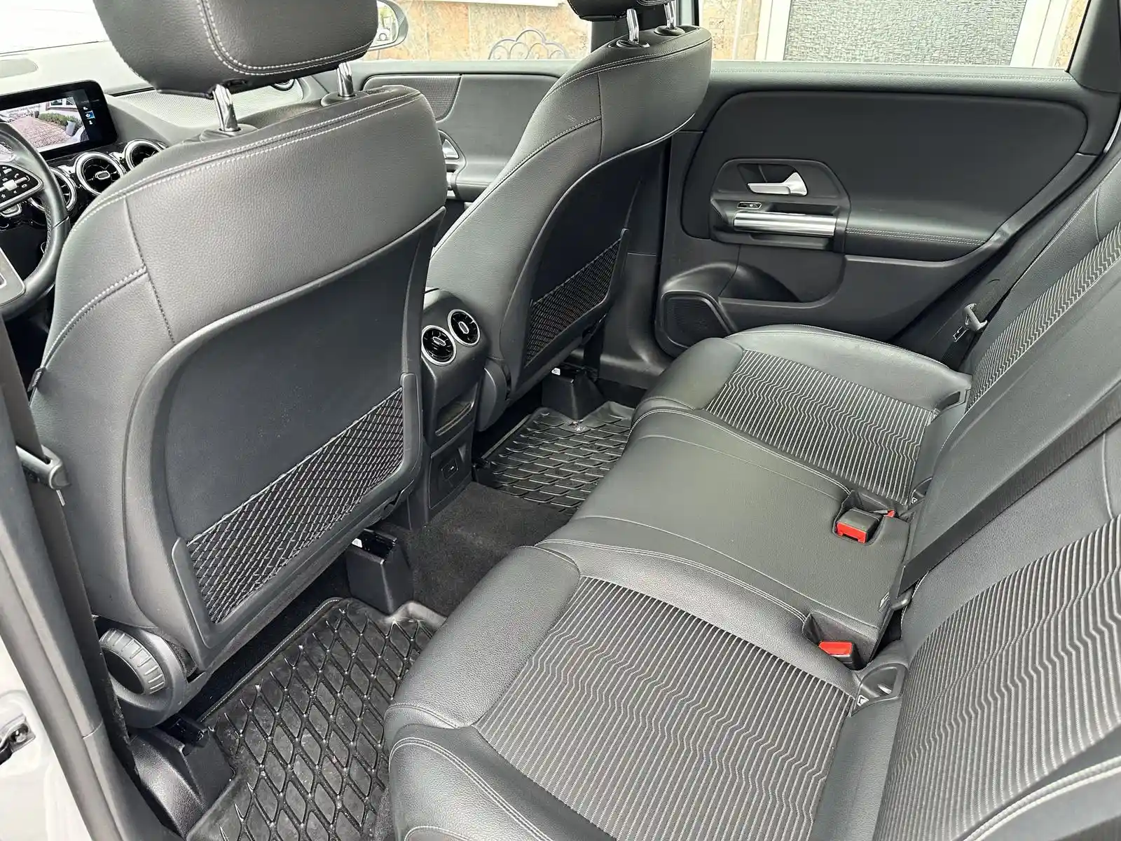 Mercedes-Benz B 250
