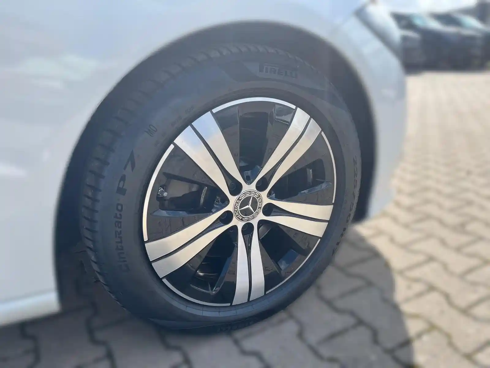 Mercedes-Benz C 200