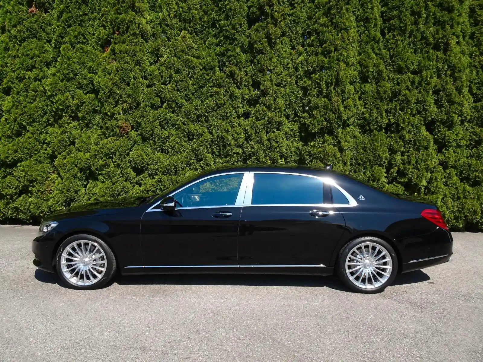 Mercedes-Benz S 500