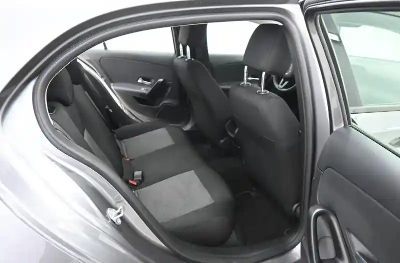 Mercedes-Benz A 160