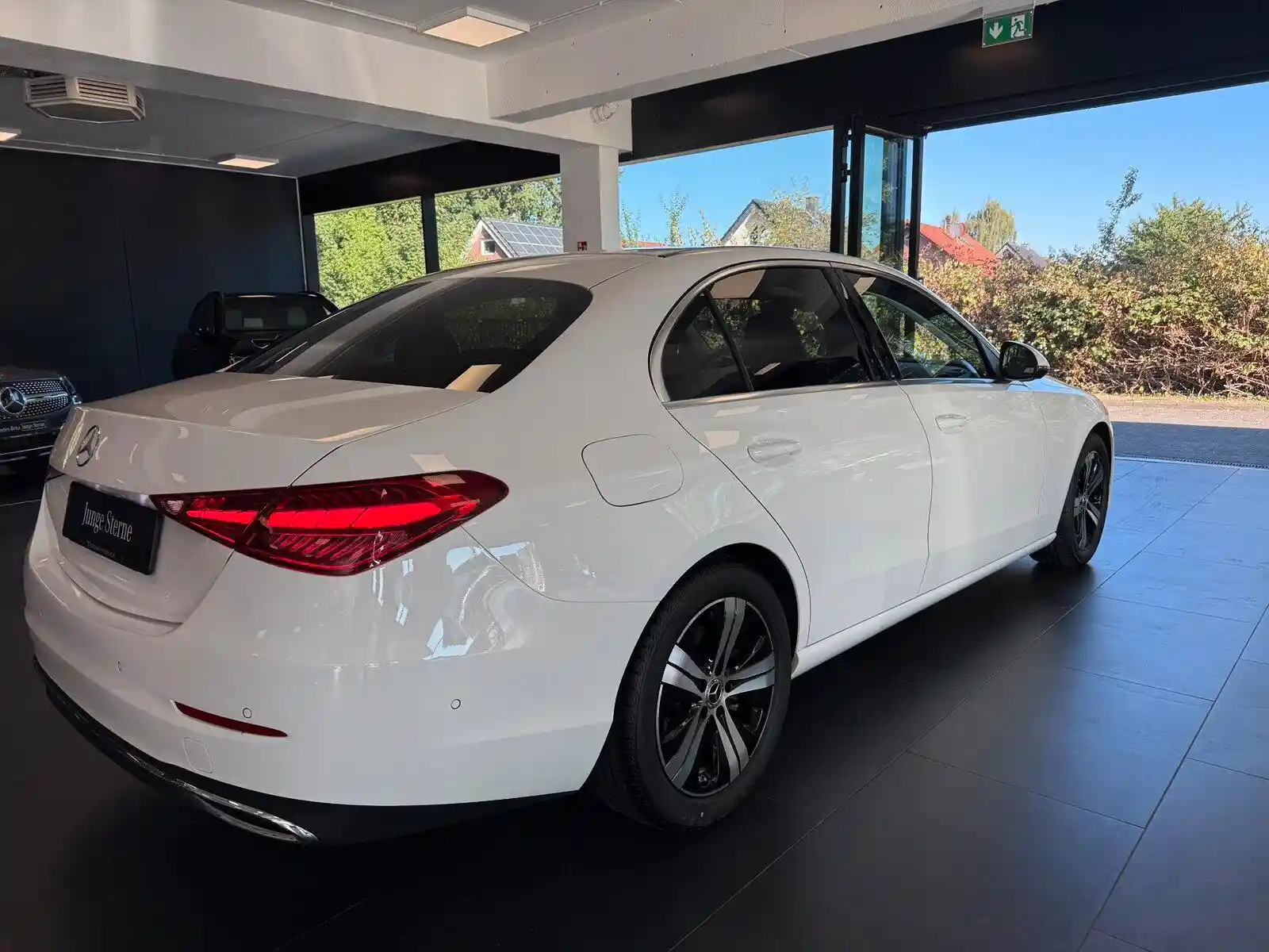 Mercedes-Benz C 180