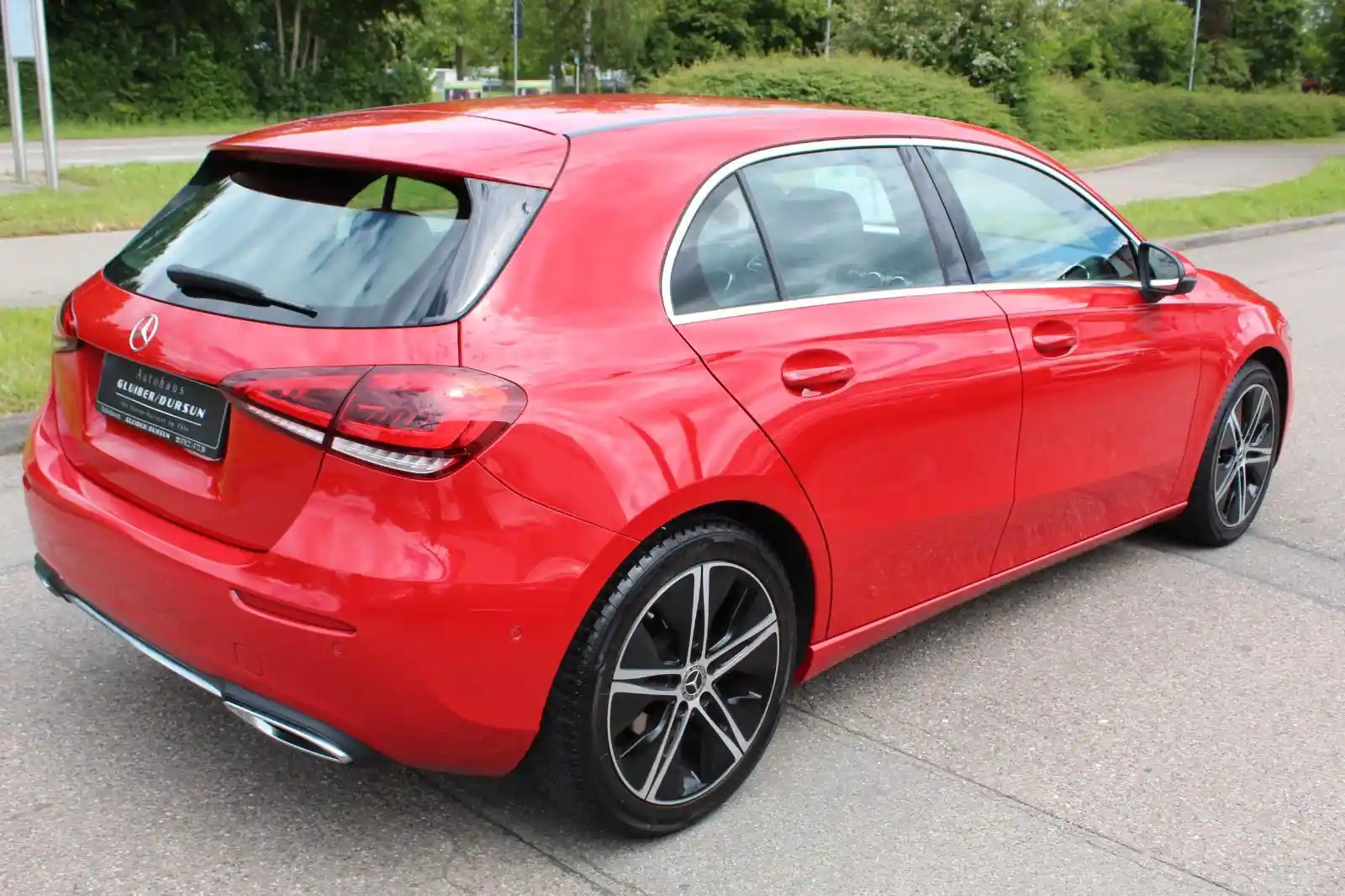Mercedes-Benz A 180