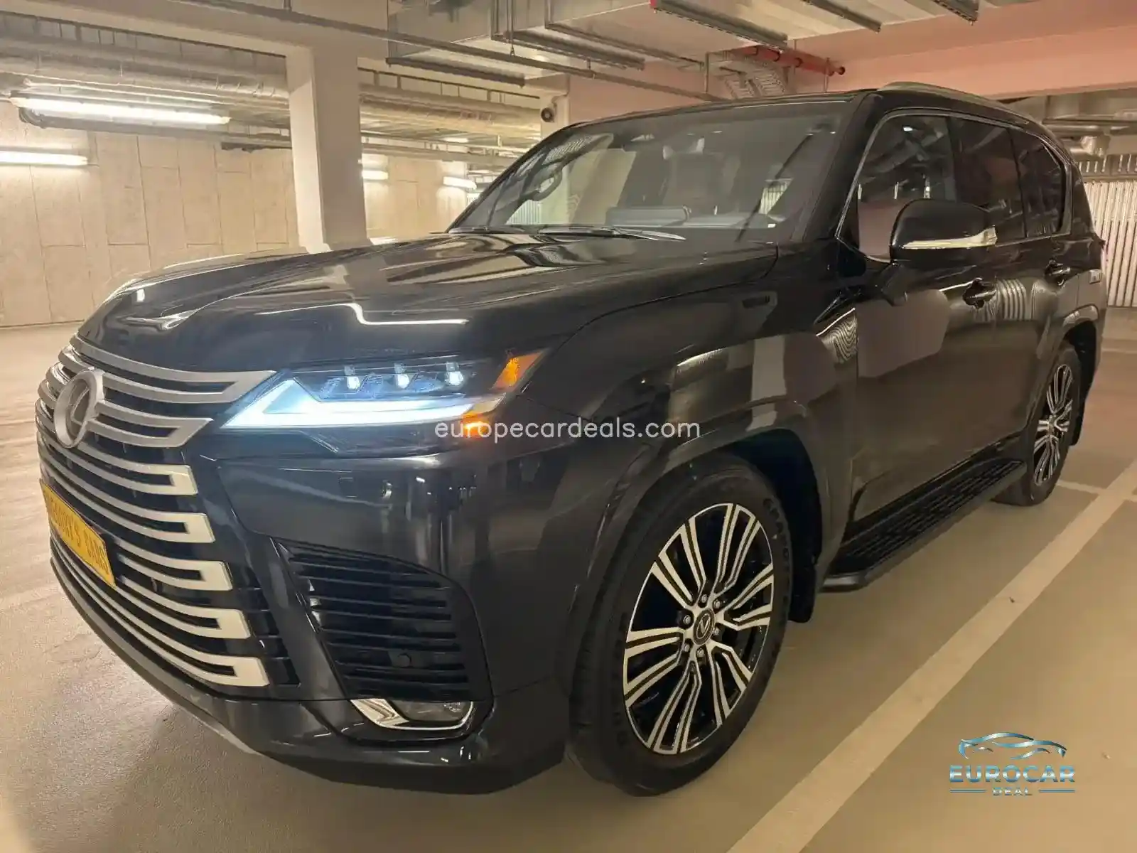 Lexus LX 600