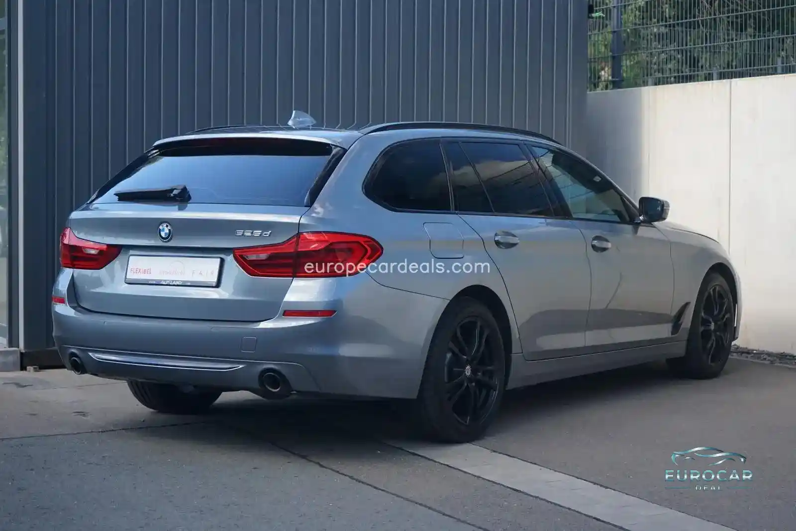 BMW 525