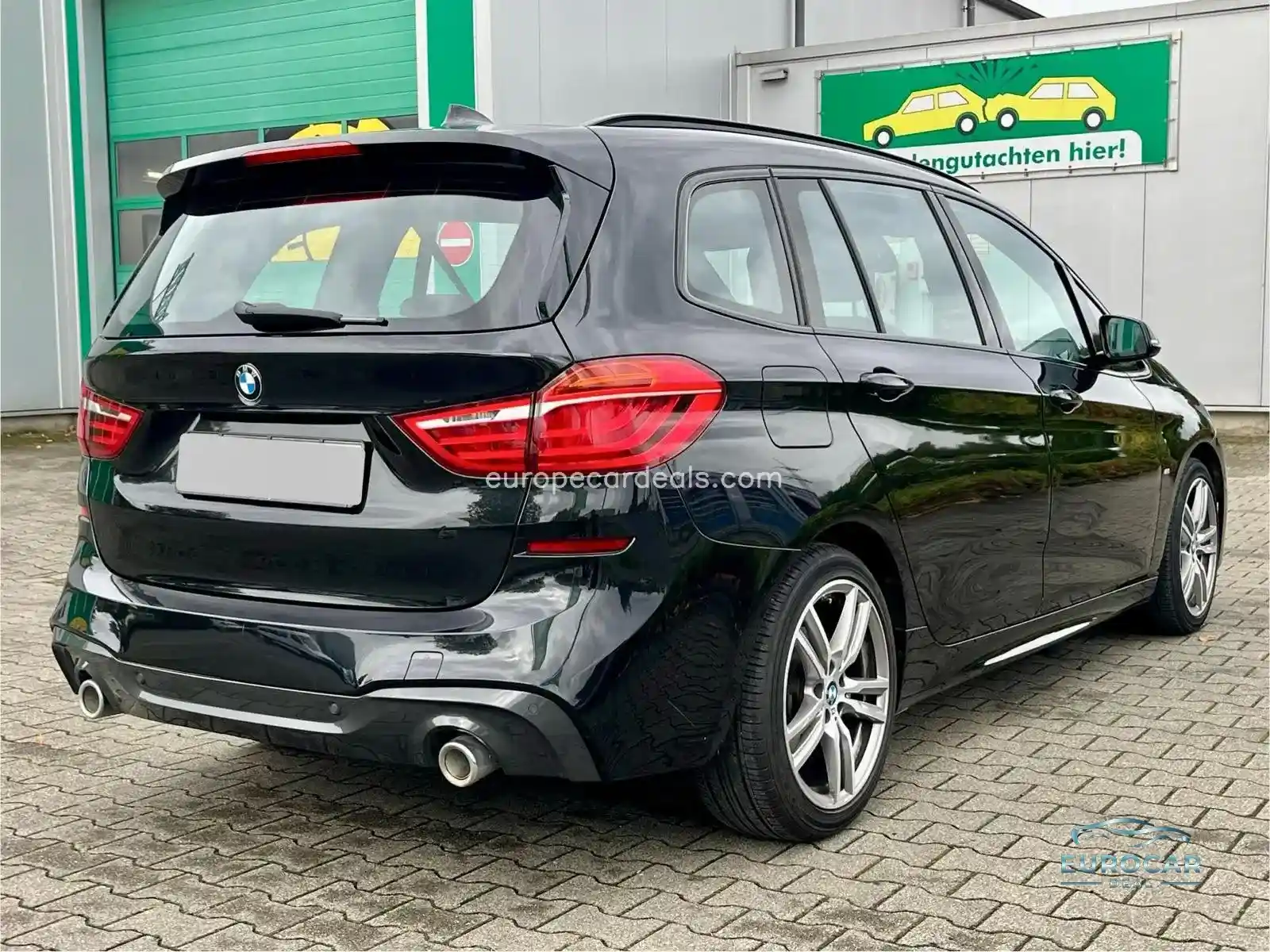 BMW 218