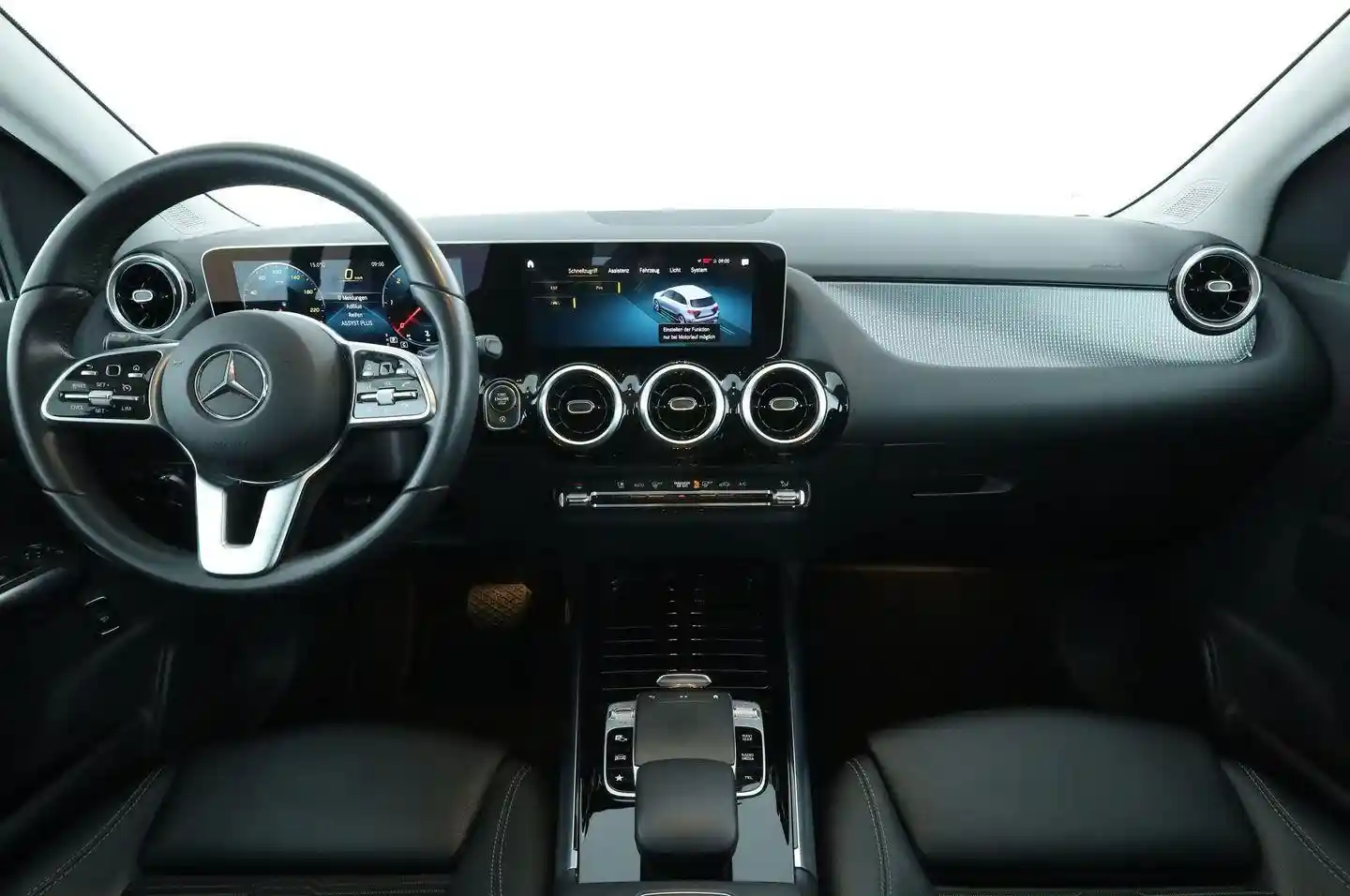 Mercedes-Benz B 200