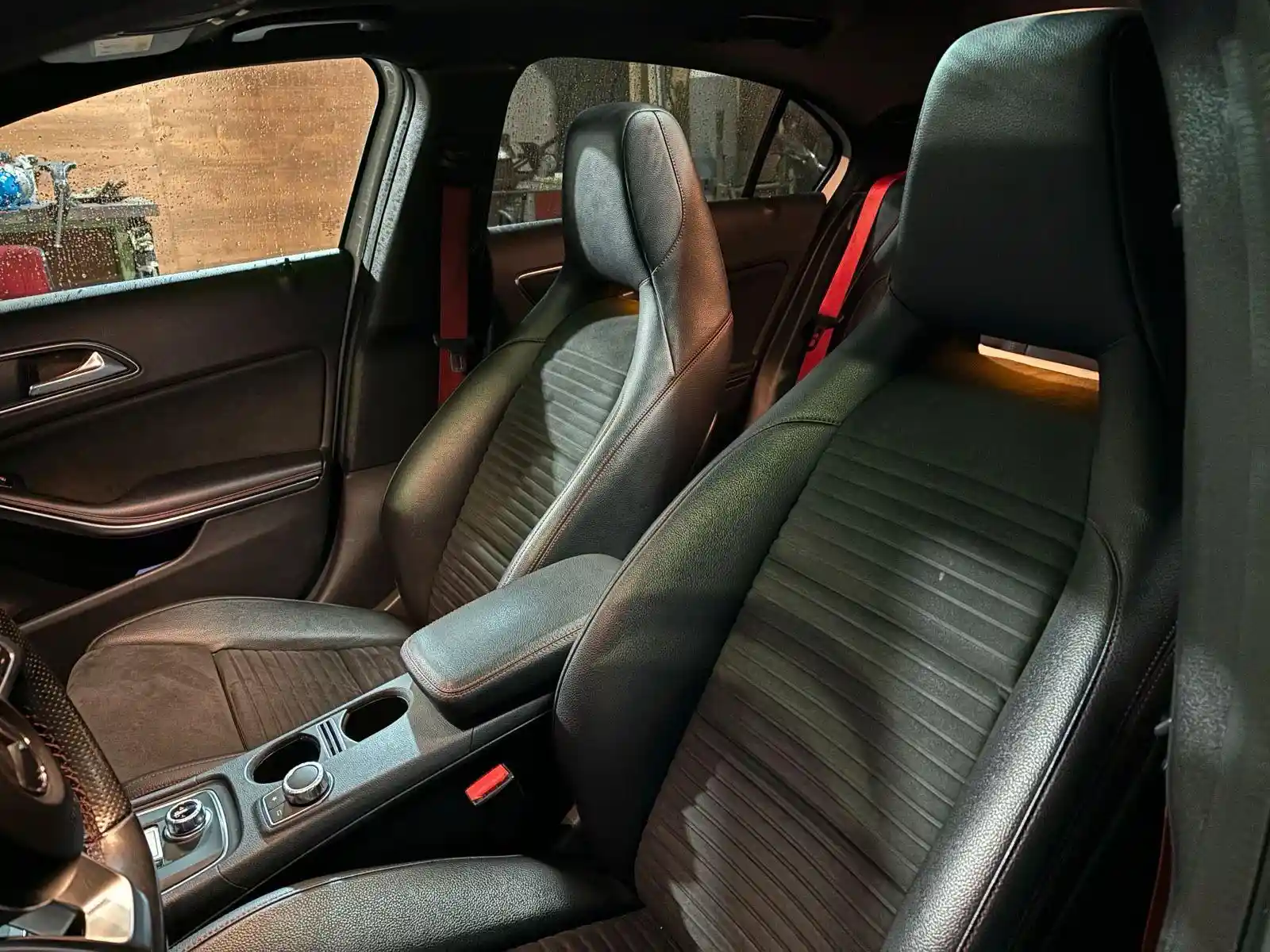 Mercedes-Benz A 45 AMG