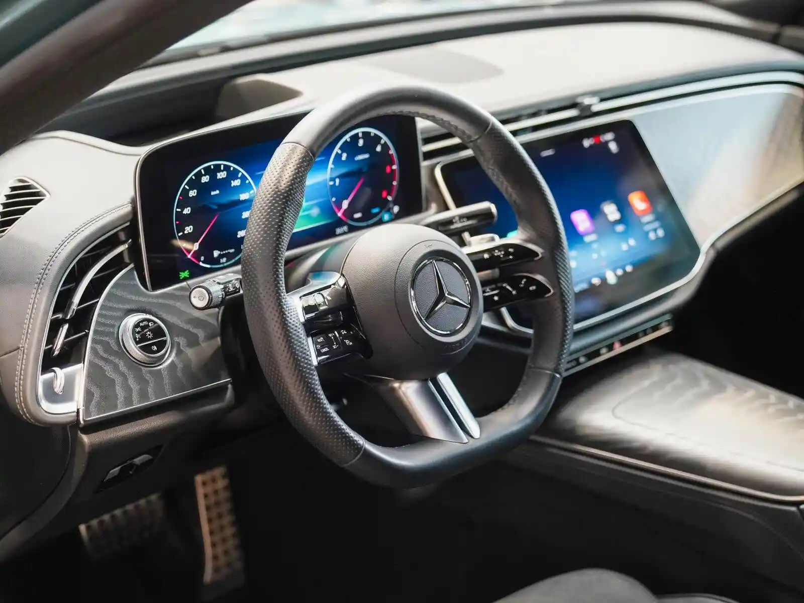 Mercedes-Benz E 220