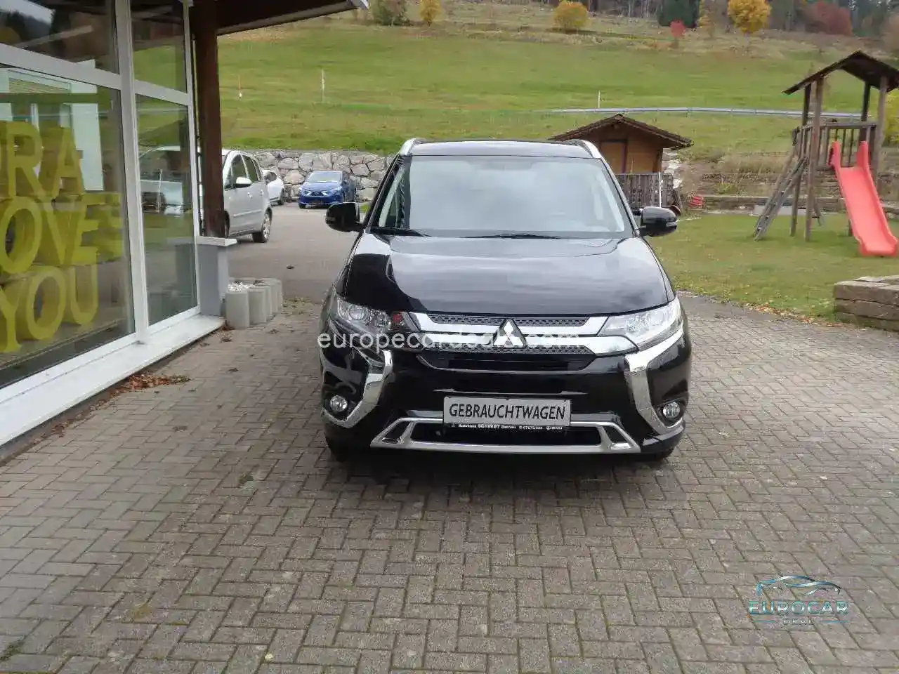 Mitsubishi Plug-in Hybrid Outlander