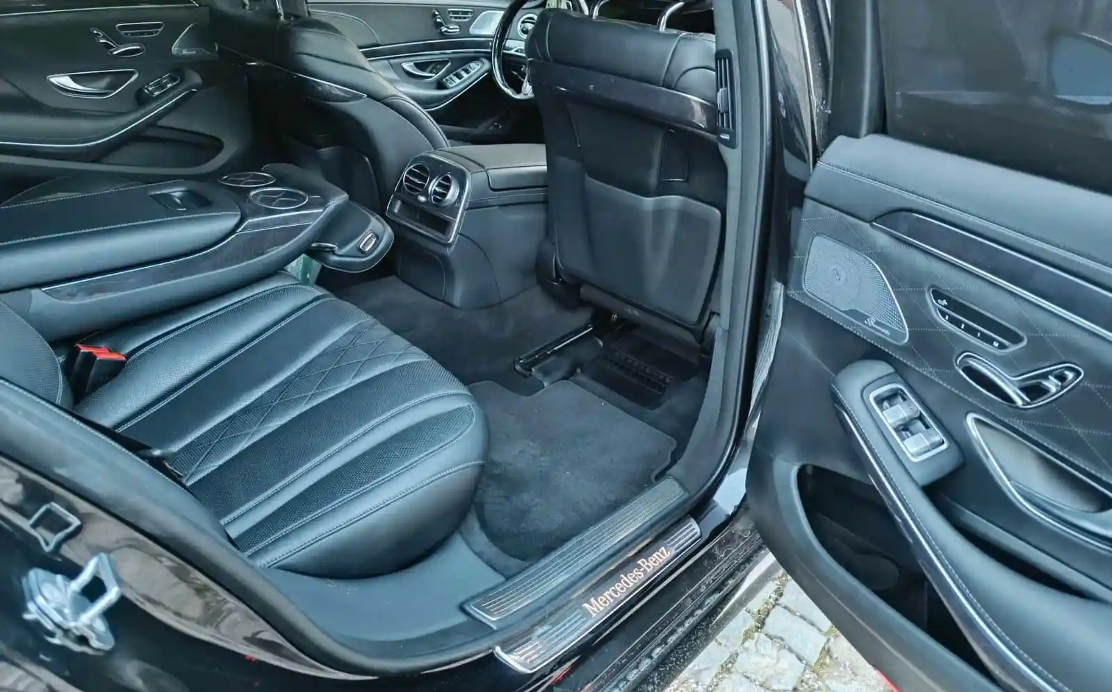 Mercedes-Benz S 560