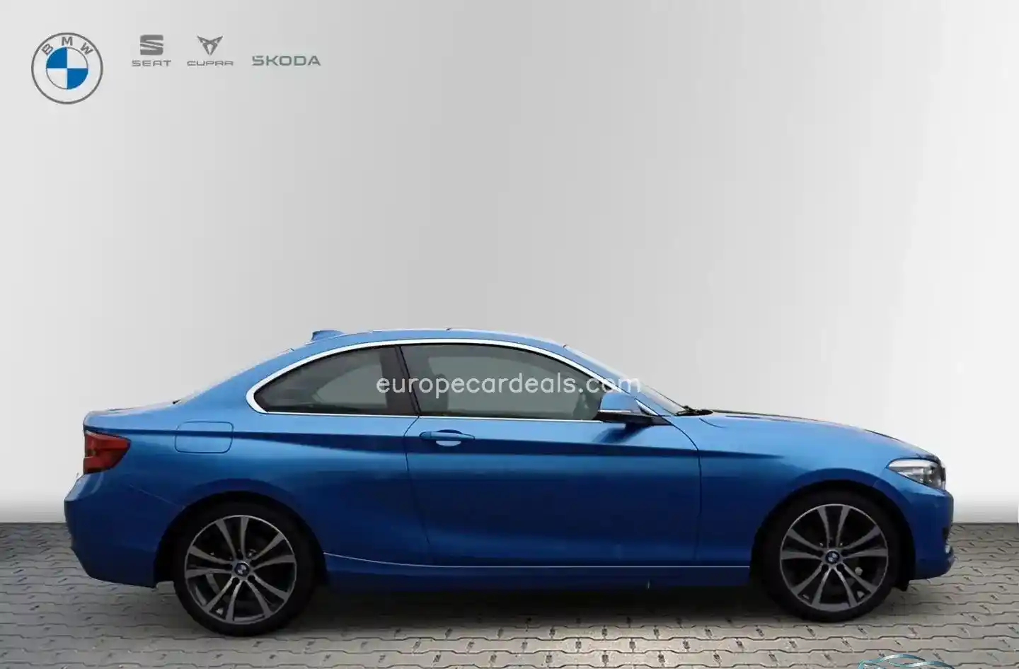 BMW 225