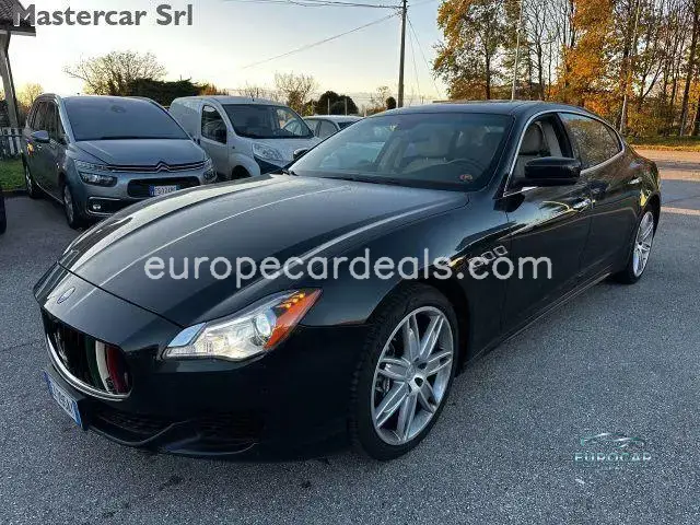 Maserati Quattroporte