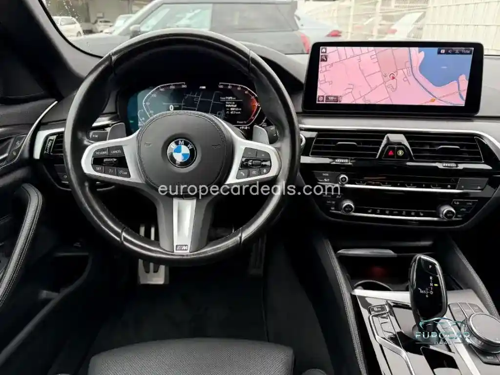 BMW 530