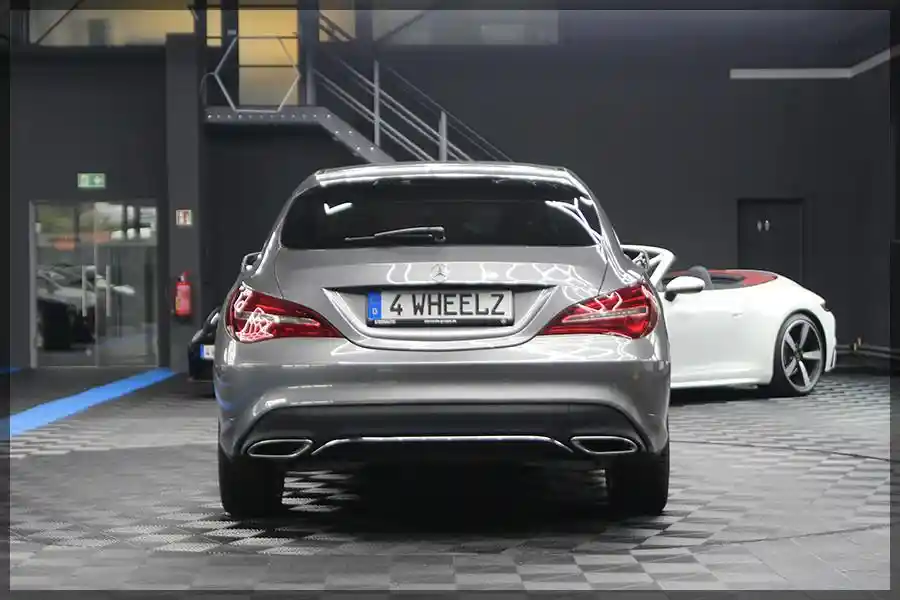Mercedes-Benz CLA 220 Shooting Brake